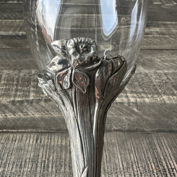 Vintage Seagull Pewter Floral Wine Glasses - Picture 5 of 9